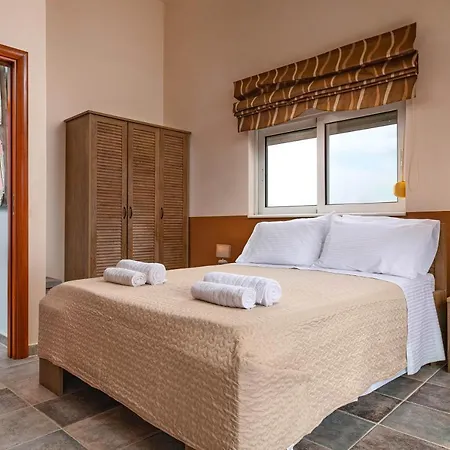 Zenia Villa Paradíszi